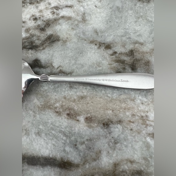 Home Kitchen Knives & Cutlery Flatware - Picture 8 of 8